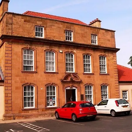 Raybould House Nyaraló